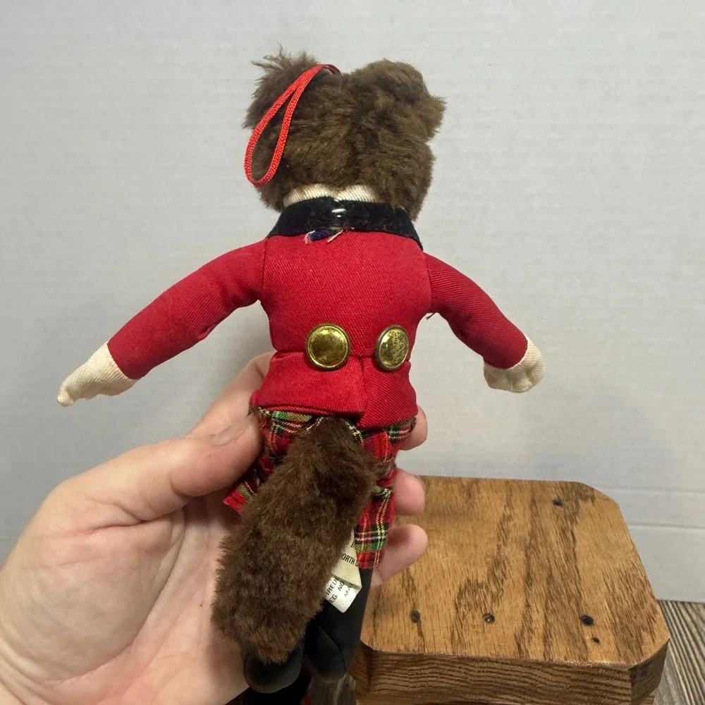 VTG  Fox Hunt Plush Ornaments Pair Red Coat Equestrian Plaid Set of 2 Hanfords